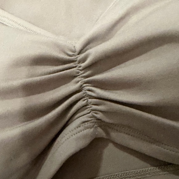 Bombshell Seamless Ruched Front Sports Bra - Brown - Picture 3 of 6